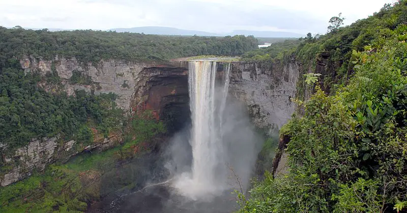Les chutes Kaieteur en Guyana
